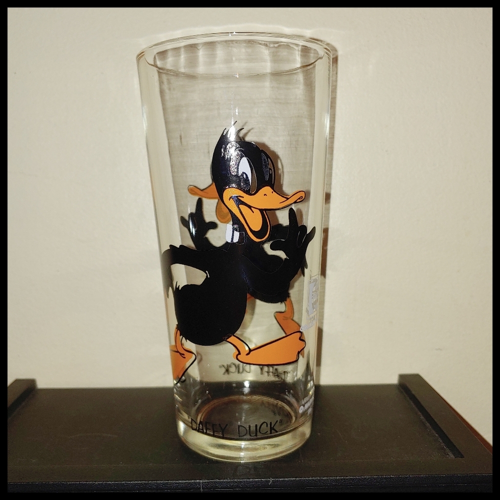 *50 YEARS* 1973 Pepsi Collector's Series, Warner Bros, Daffy Duck